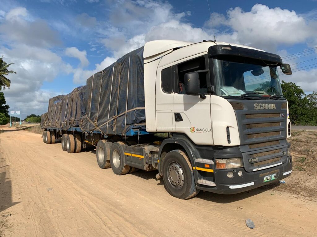 Materials arriving on site (2)